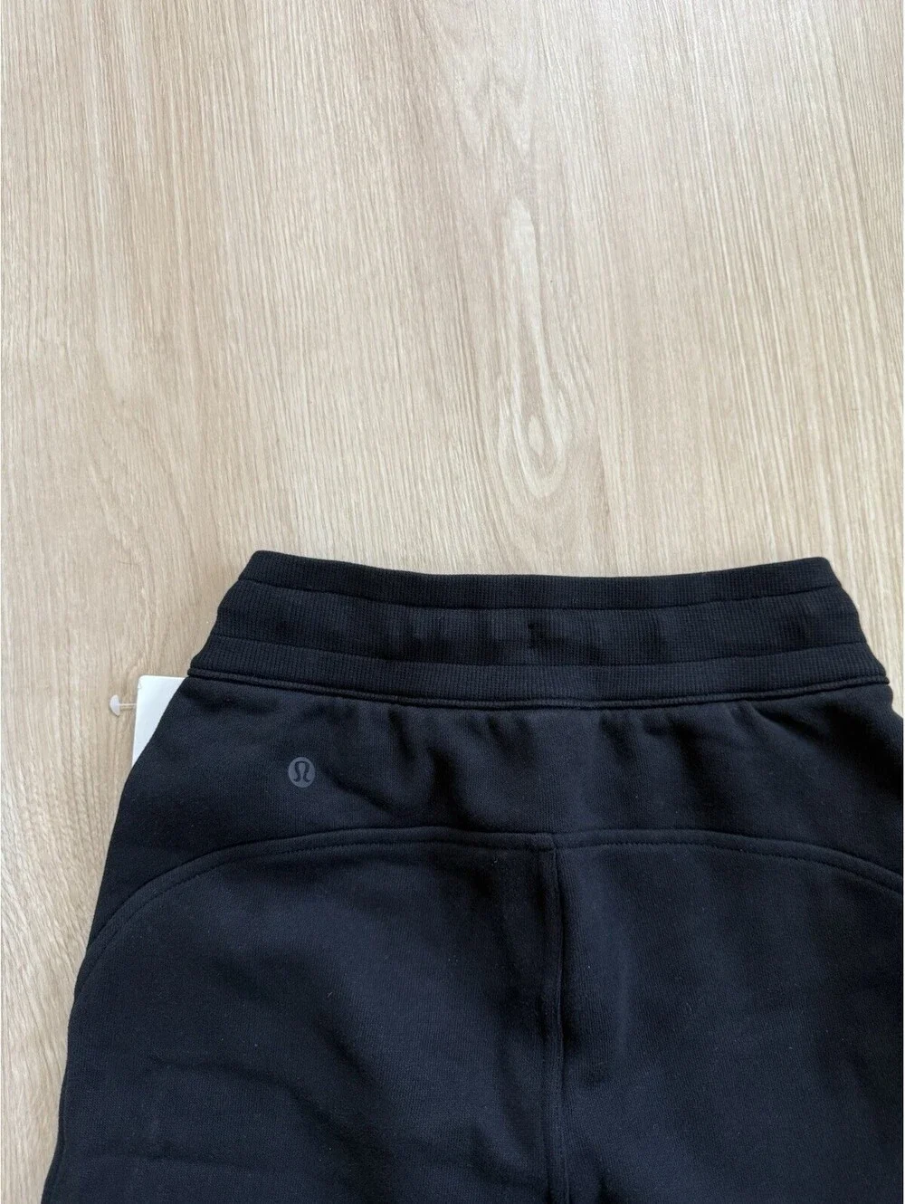 NWT Lululemon Scuba High-Rise Short 5